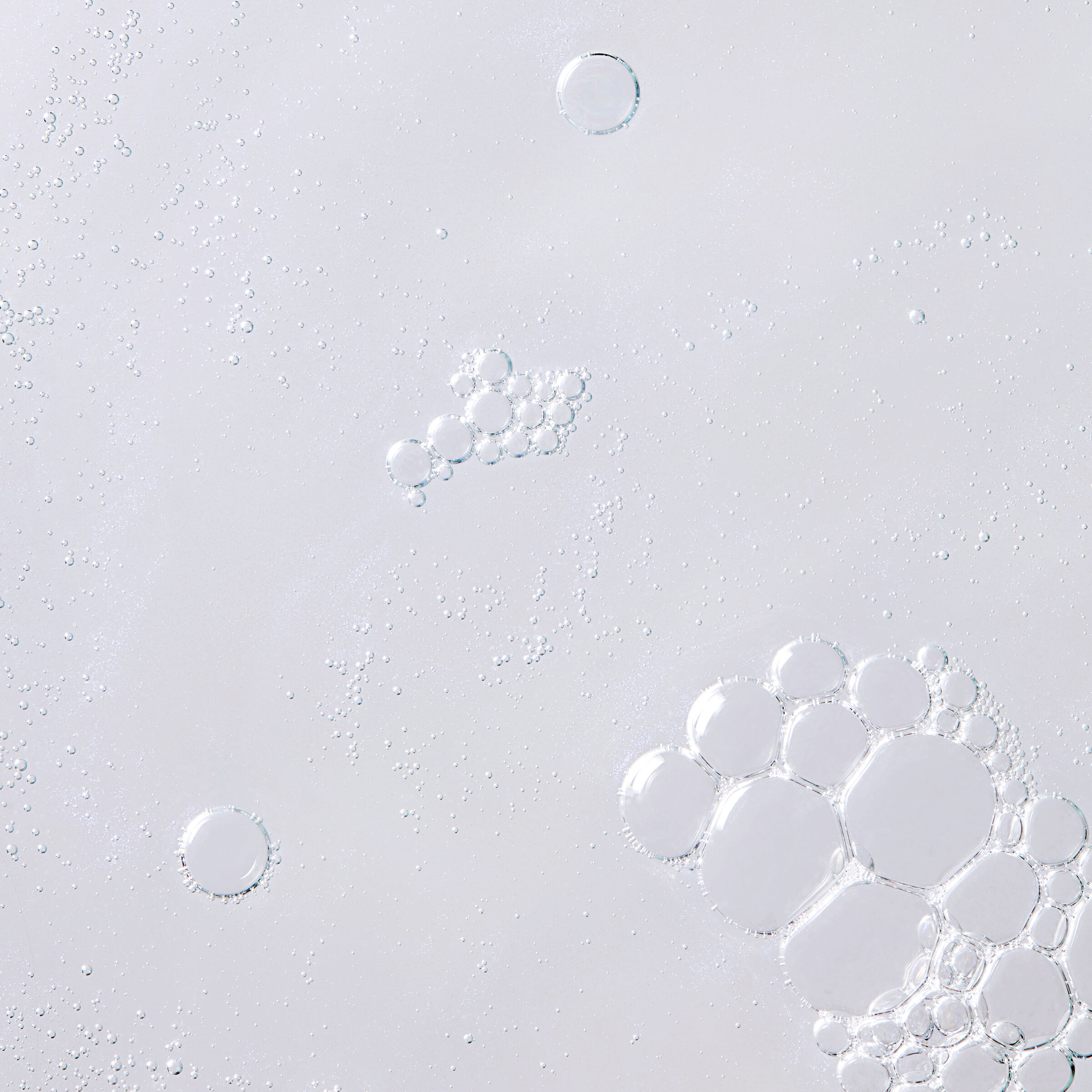 Nước Thần Lam Sang Da & Mờ Tham Mụn Kiehl's Clearly Corrective™ Brightening Soothing Treatment Water