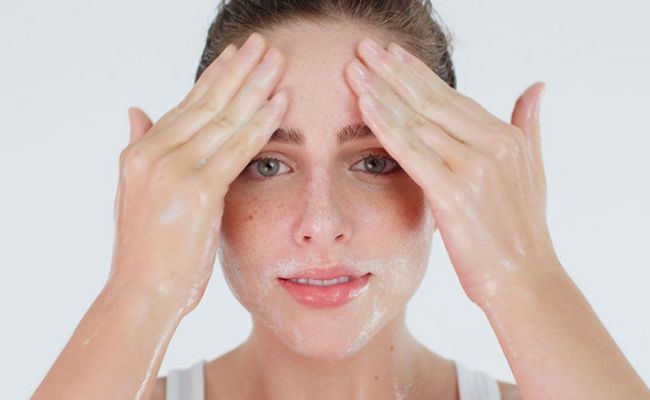 Tác dụng của Lactic Acid là gì? - Tẩy tế bào chết

