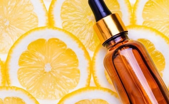 Sản phẩm chăm sóc da chứa Vitamin C