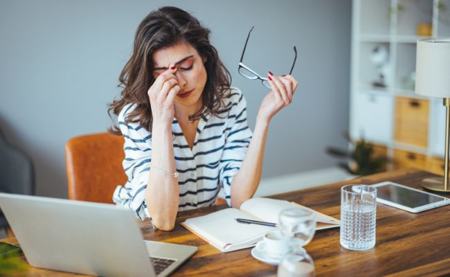 Sự phát triển của mụn bọc ở cằm