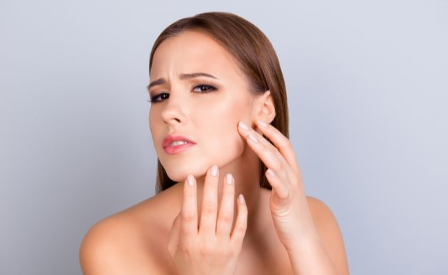 nguyên nhân và cách nhận biết da dầu