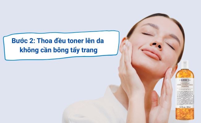 Thoa toner bằng tay là giải pháp chăm sóc da tiện lợi và thân thiện.
