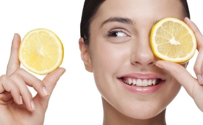 Cách trị mụn tại nhà với nước cốt chanh