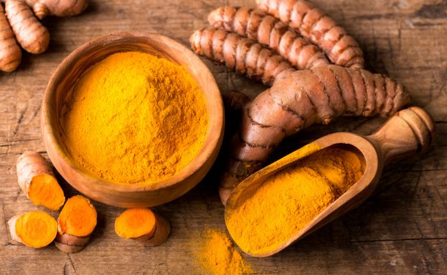 Nên sử dụng nghệ sau khi nặn mụn