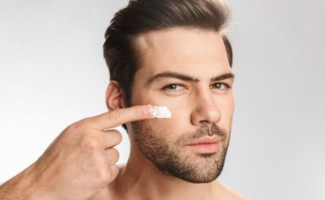 Cách chọn kem dưỡng ẩm da cho nam