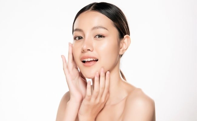 Tẩy tế bào chết có tác dụng gì? - Kích thích quá trình sản sinh collagen
