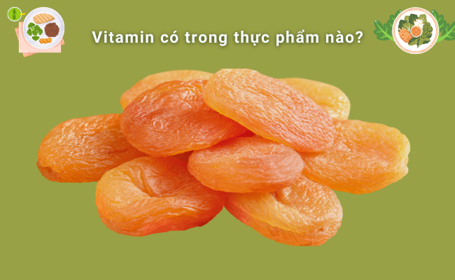 Mơ khô là một loại trái cây sấy khô tiện lợi, rất giàu vitamin A