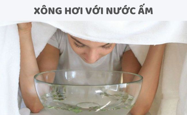 Cách trị mụn bằng chườm đá lạnh và xông hơi bằng nước ấm