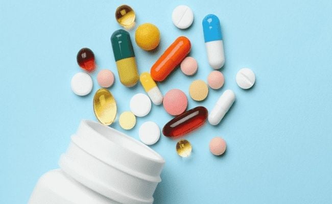 Sử dụng thuốc kháng sinh đường uống được bác sĩ kê đơn