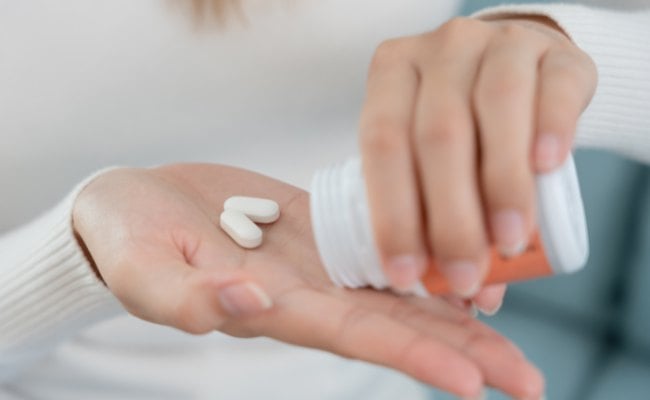 Sử dụng thuốc kháng sinh điều trị mụn