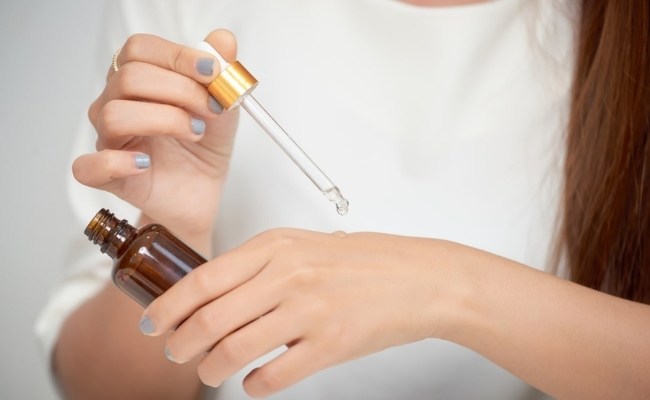 Lưu ý khi sử dụng dầu khoáng (Mineral Oil) trong mỹ phẩm