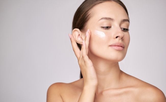 cách chọn kem dưỡng chống lão hóa